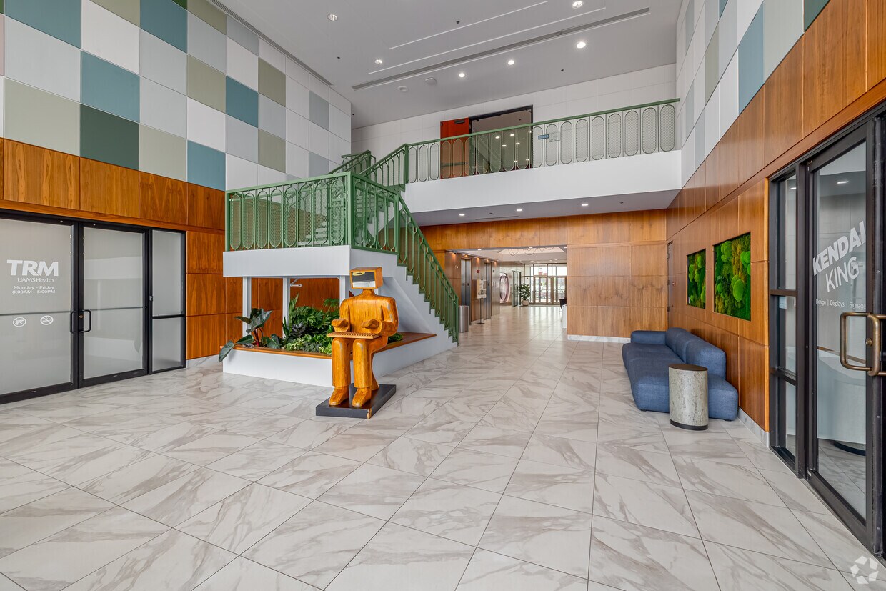 Blume Lobby
